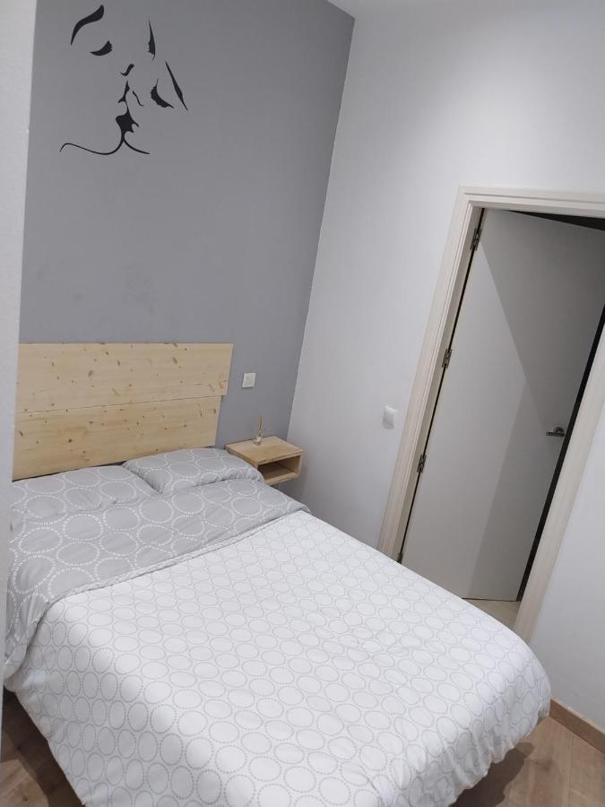 Centrico Apartamento Con Patio Madrid Exterior photo
